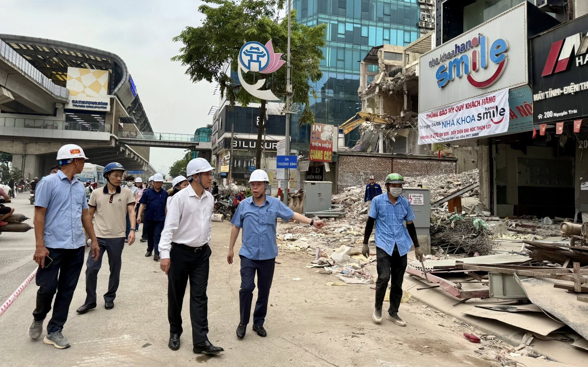 Lãnh đạo phường Thanh Xuân kiểm tra thực địa, đẩy nhanh tiến độ giải phóng mặt bằng đường Vành đai 2,5