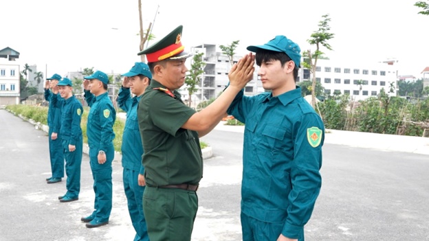 Nâng cao sức mạnh “5 vững”: Xã Hoài Đức khai mạc huấn luyện Dân quân cơ động năm 2026- Ảnh 6.