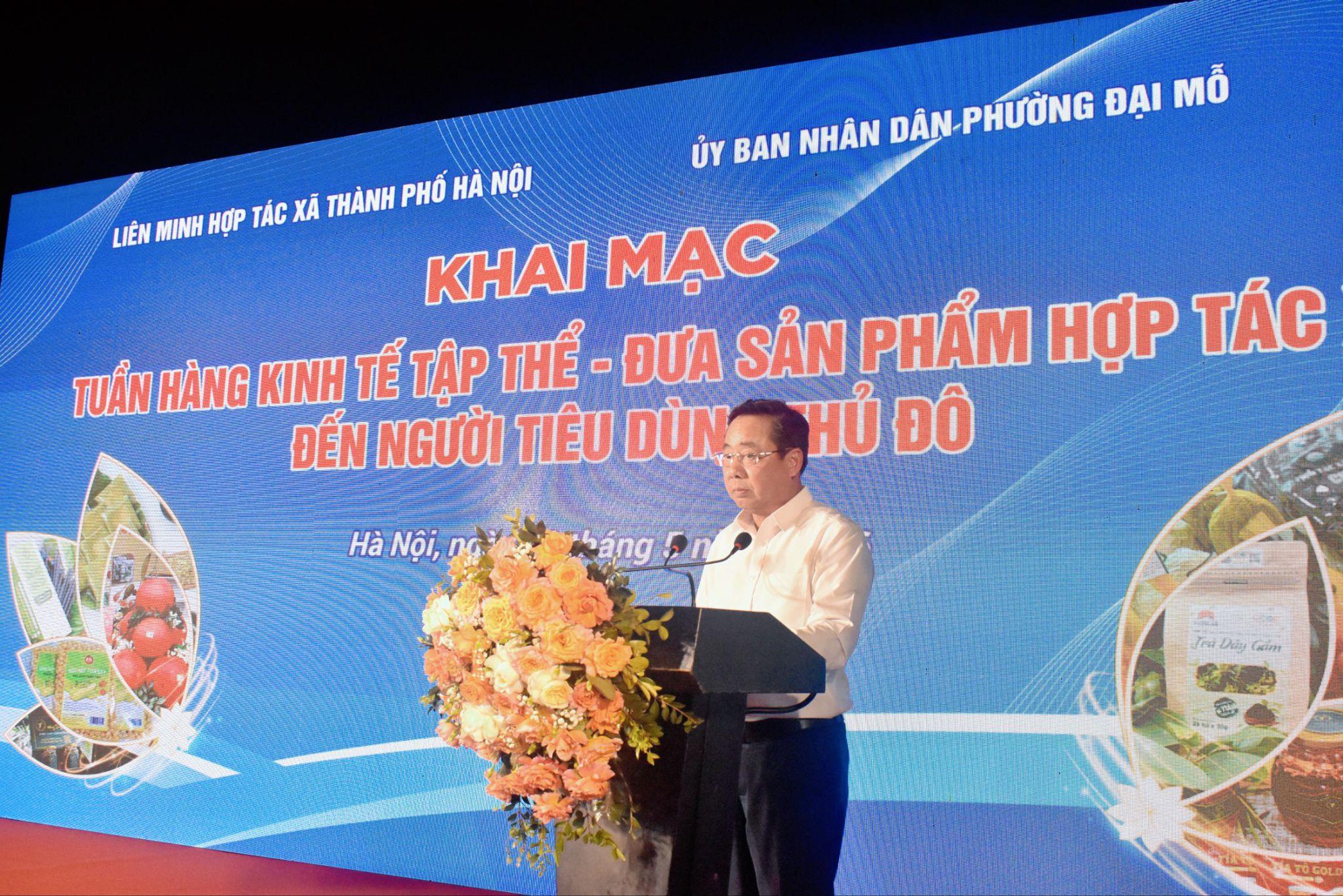 Khai mạc “Tuần hàng Kinh tế tập thể 2026”: Gần 100 hợp tác xã đưa nông sản sạch, đặc sản vùng miền đến người tiêu dùng Thủ đô- Ảnh 3.