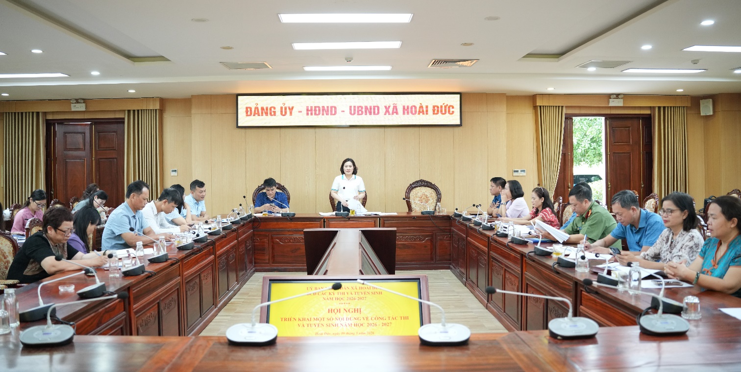 UBND xã Hoài Đức tổ chức Họp Ban Chỉ đạo các kỳ thi năm 2026 và tuyển sinh năm học 2026 - 2027 xã- Ảnh 2.