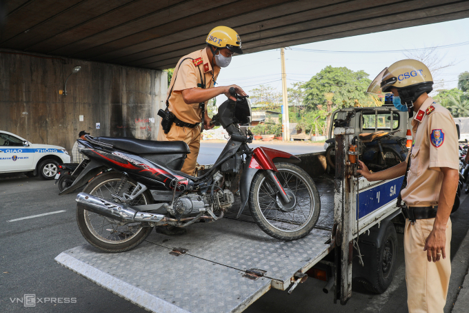 Đề xuất bỏ tịch thu, tạm giữ xe với 4 lỗi vi phạm giao thông- Ảnh 1.