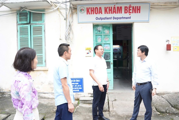 Lãnh đạo Sở Y tế Hà Nội thăm và làm việc tại Bệnh viện Đa khoa Hoài Đức: Hiện thực hóa mục tiêu xây dựng trung tâm y tế hiện đại phía Tây Thủ đô- Ảnh 3.