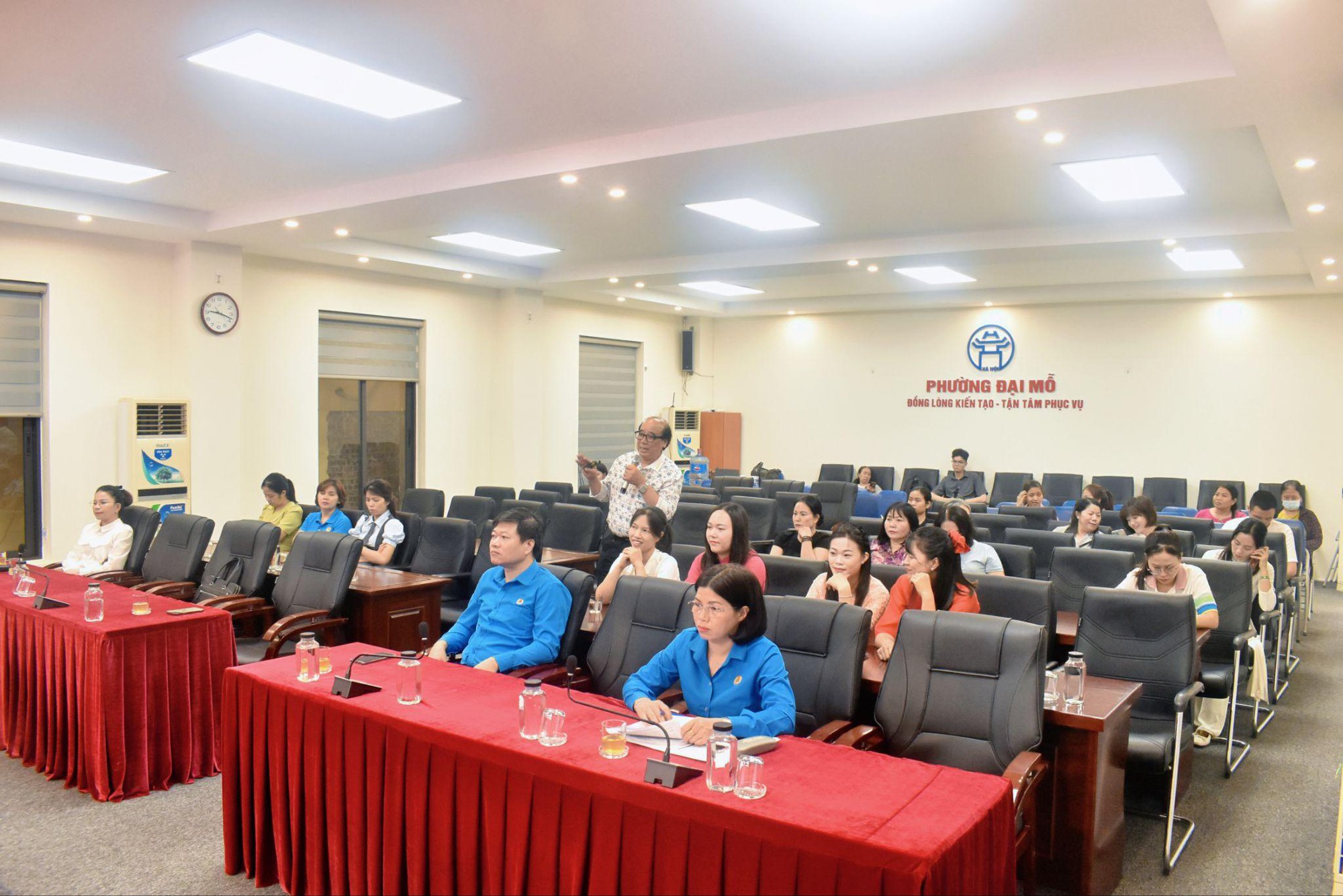 Công đoàn phường Đại Mỗ tổ chức chương trình truyền thông chăm sóc sức khỏe sinh sản, nâng cao chất lượng cuộc sống cho nữ đoàn viên- Ảnh 2.