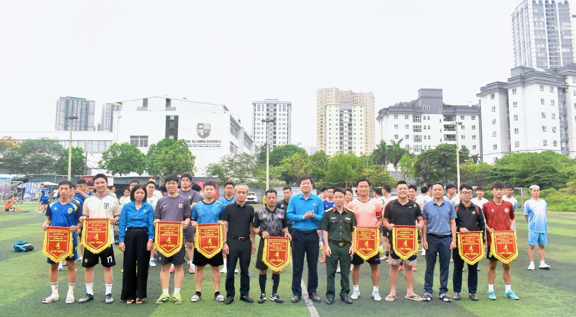 Phường Đại Mỗ tổ chức thành công Giải bóng đá cán bộ, công nhân viên chức, người lao động và Nhân dân trên địa bàn phường năm 2026- Ảnh 2.
