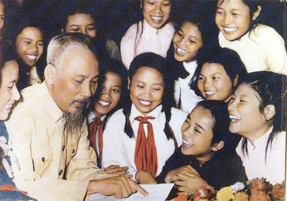 Kỷ niệm 79 năm Ngày thành lập Đội TNTP Hồ Chí Minh (15/5/1941 - 15/5/2020)