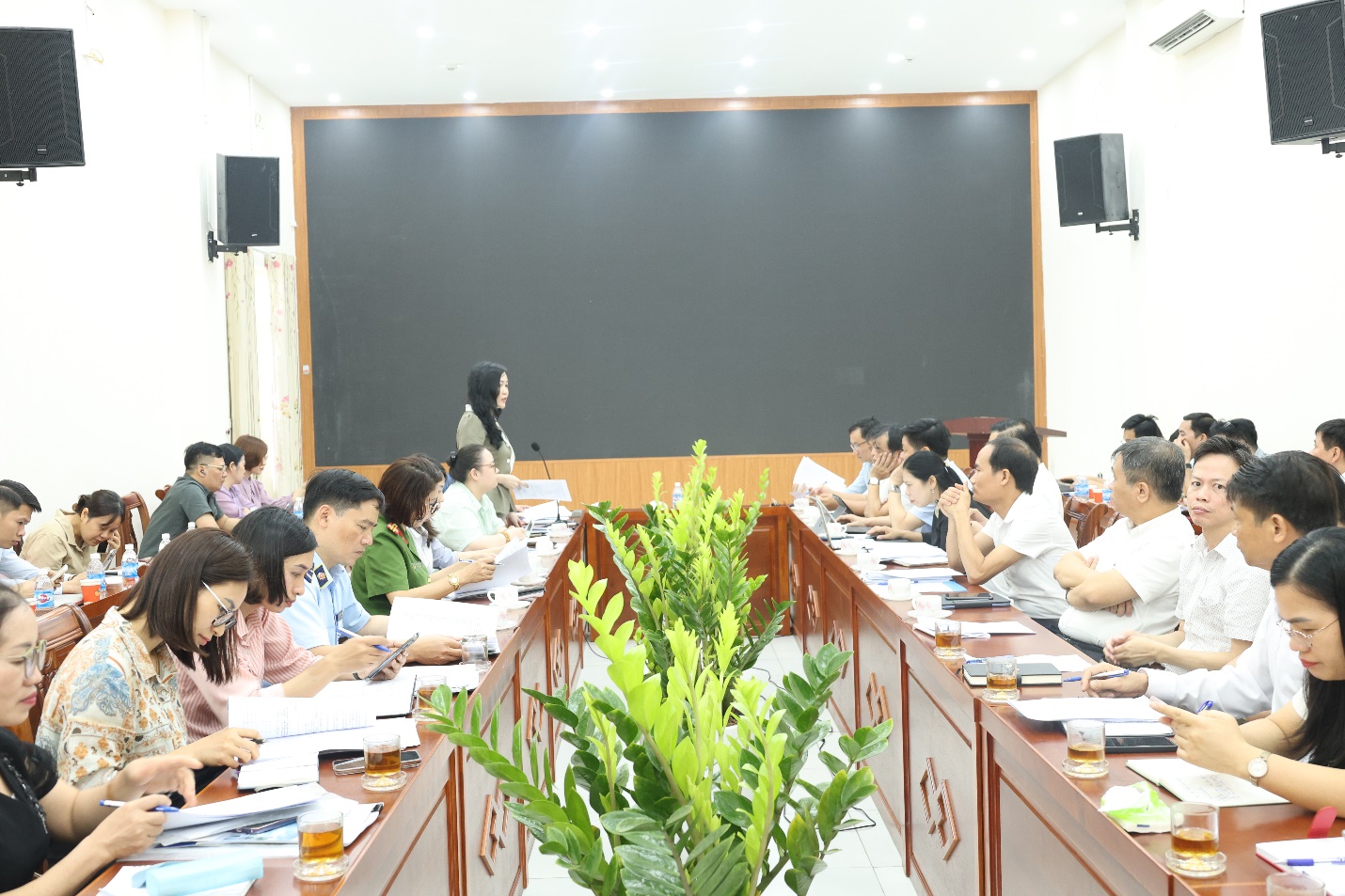 Đoàn kiểm tra liên ngành số 3 thành phố kiểm tra công tác an toàn thực phẩm tại xã Mê Linh- Ảnh 1.