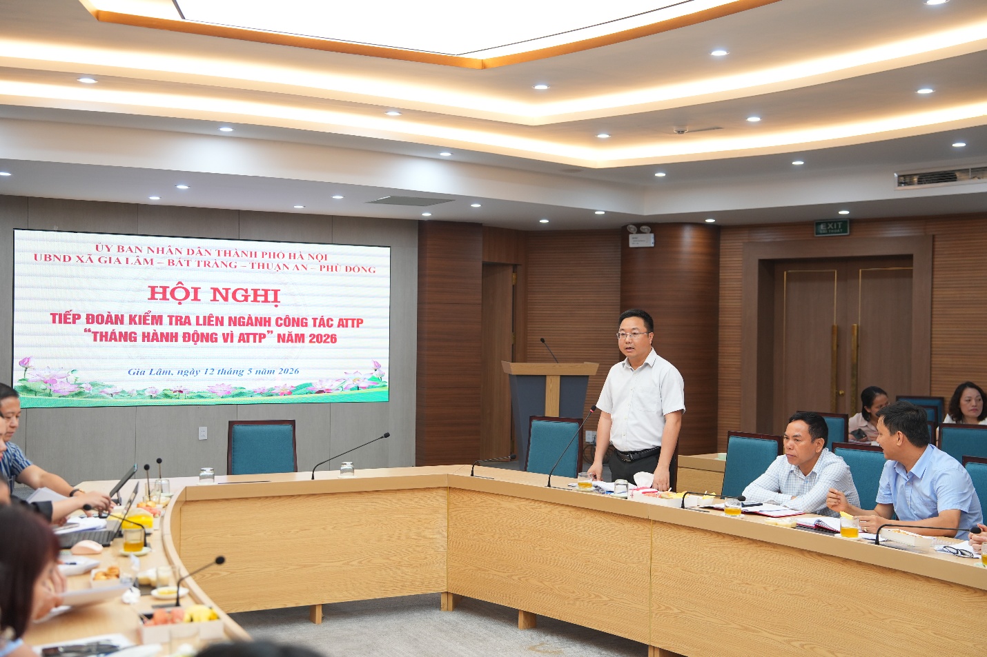 Đoàn kiểm tra liên ngành số 01 thành phố Hà Nội làm việc với các xã về công tác ATTP- Ảnh 5.