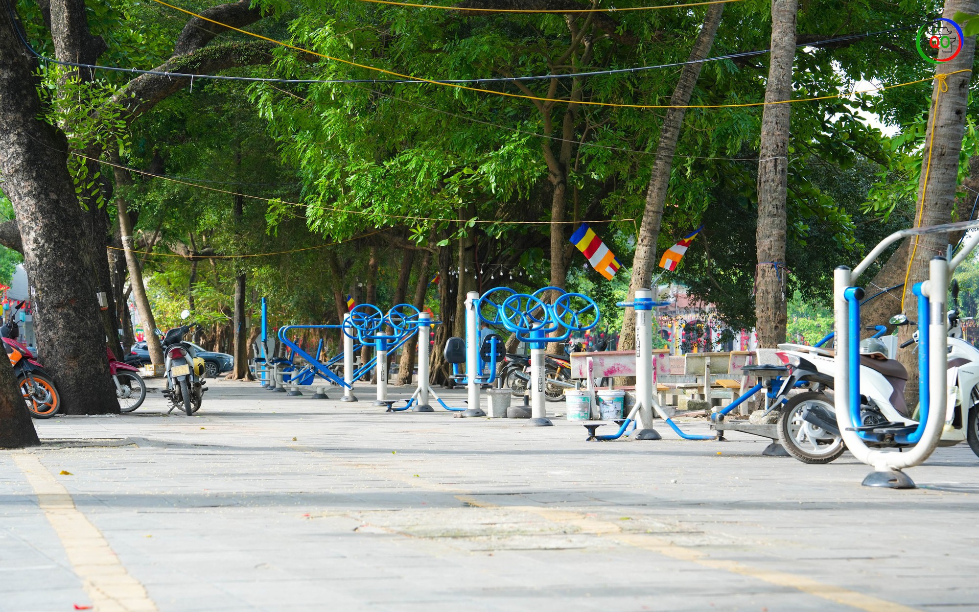 QUỐC OAI KIÊN QUYẾT LẬP LẠI TRẬT TỰ ĐÔ THỊ KHU VỰC HỒ LONG TRÌ – CHÙA THẦY