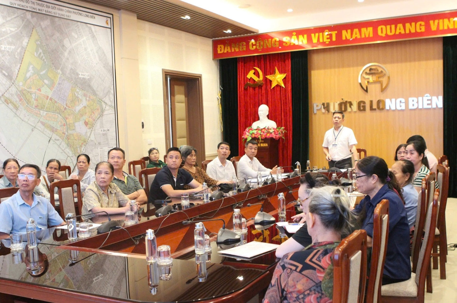 Vượt nắng thắng mưa đưa công trình trọng điểm tăng tốc về đích- Ảnh 2.
