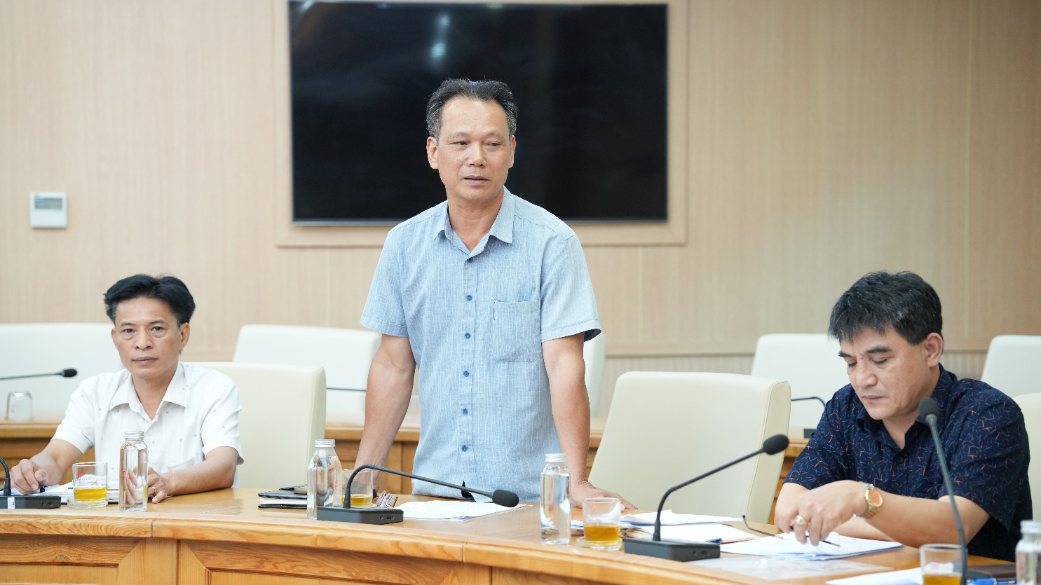 Sở Giáo dục và Đào tạo Hà Nội làm việc với xã Hoài Đức về triển khai mô hình thí điểm Trung tâm học tập cộng đồng- Ảnh 4.