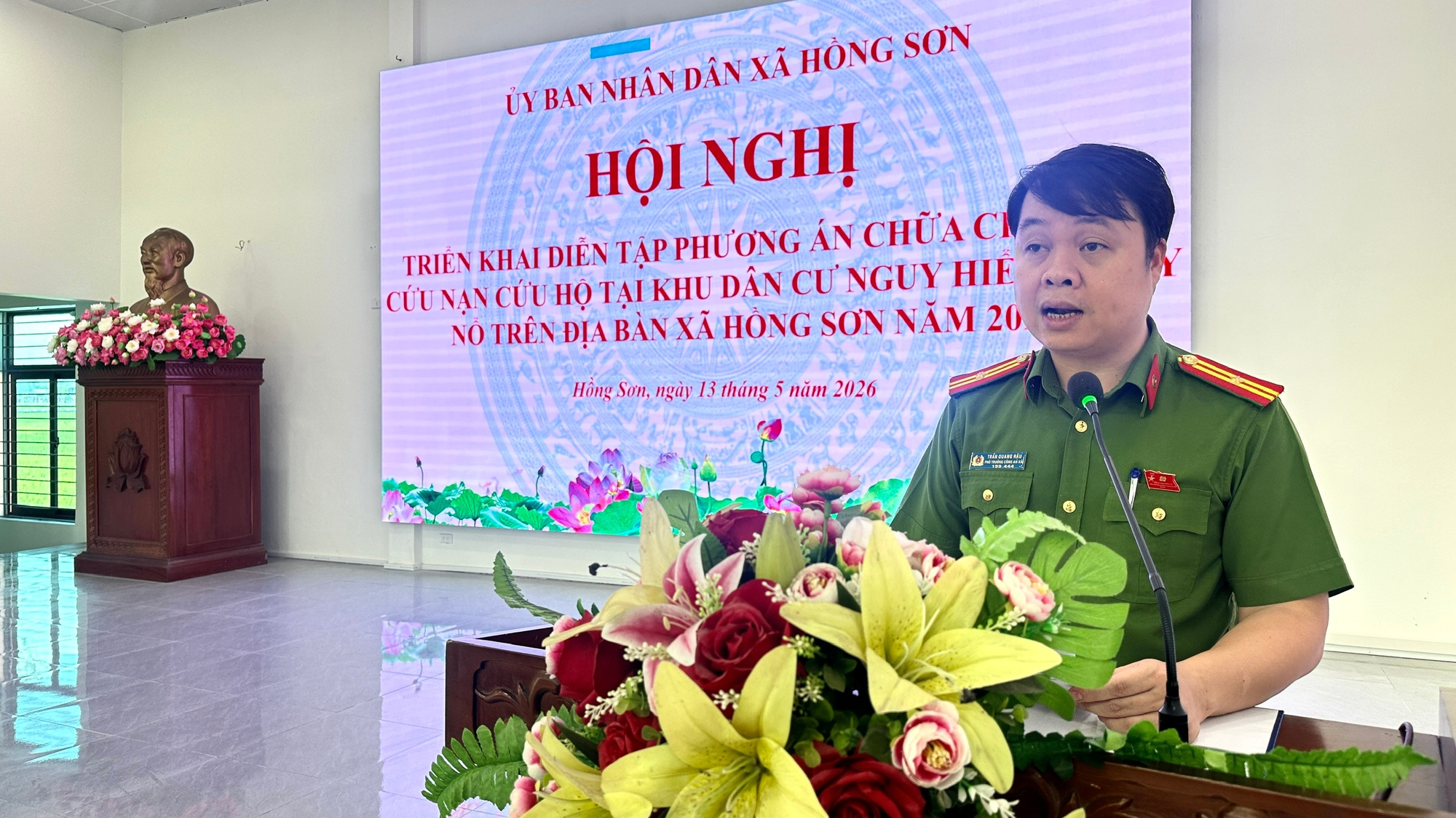 Hồng Sơn triển khai diễn tập phương án chữa cháy và cứu nạn, cứu hộ tại khu dân cư nguy hiểm cháy nổ trên địa bàn xã- Ảnh 3.