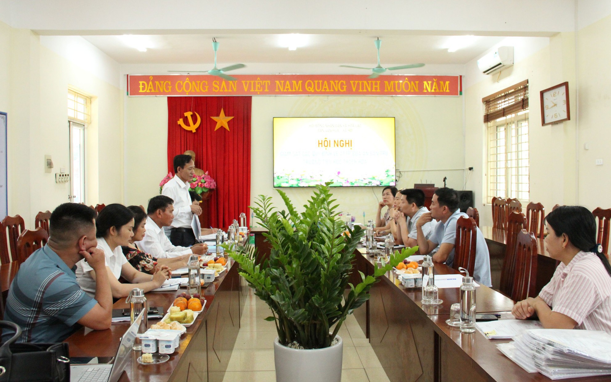 Ban Văn hóa – Xã hội HĐND xã Hòa Lạc giám sát công tác bảo đảm an toàn thực phẩm bán trú tại Trường Mầm non, Tiểu học Thạch Hòa