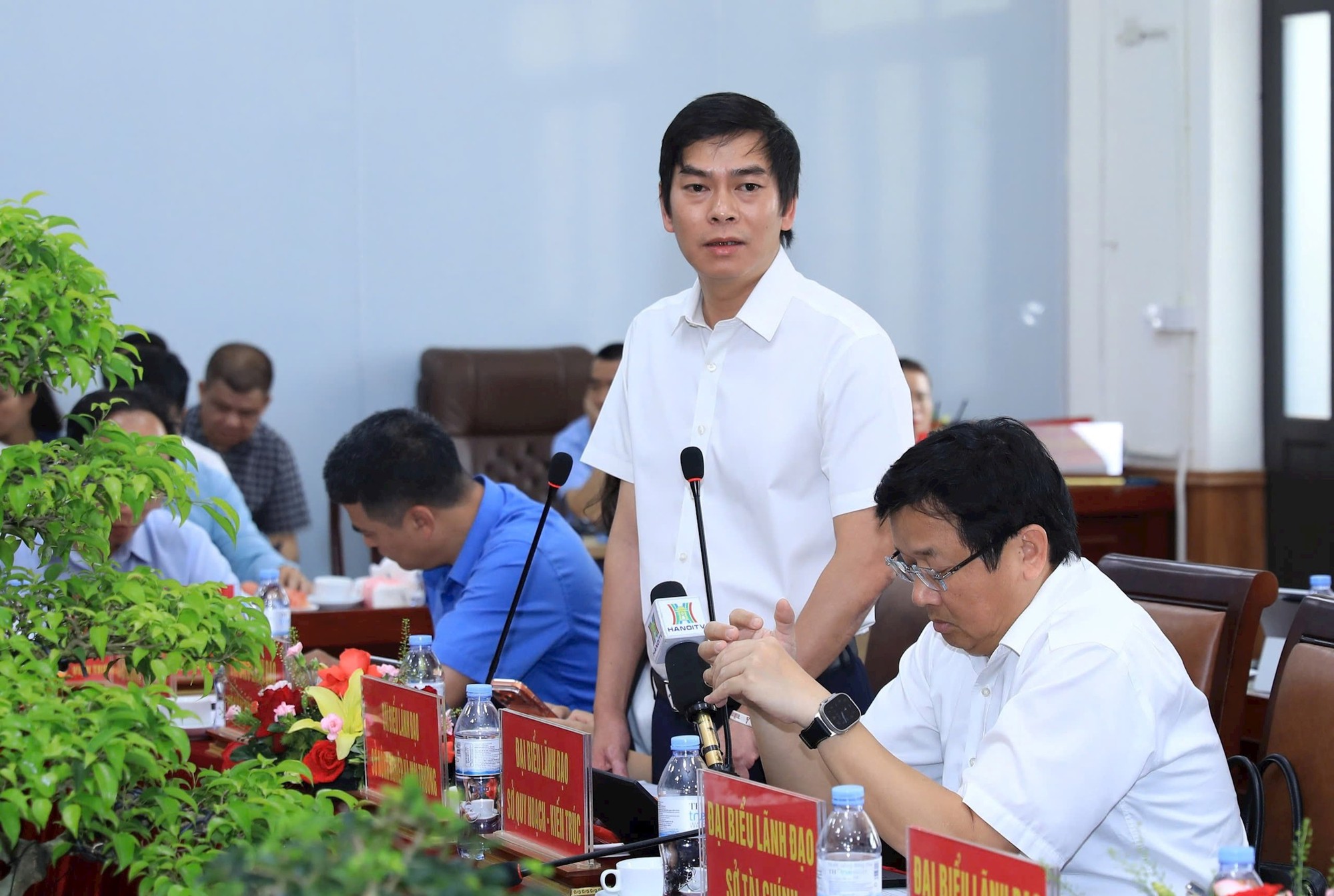 Lãnh đạo xã Nam Phù dự hội nghị đánh giá tiến độ Dự án Khu đô thị thể thao Olympic- Ảnh 5.