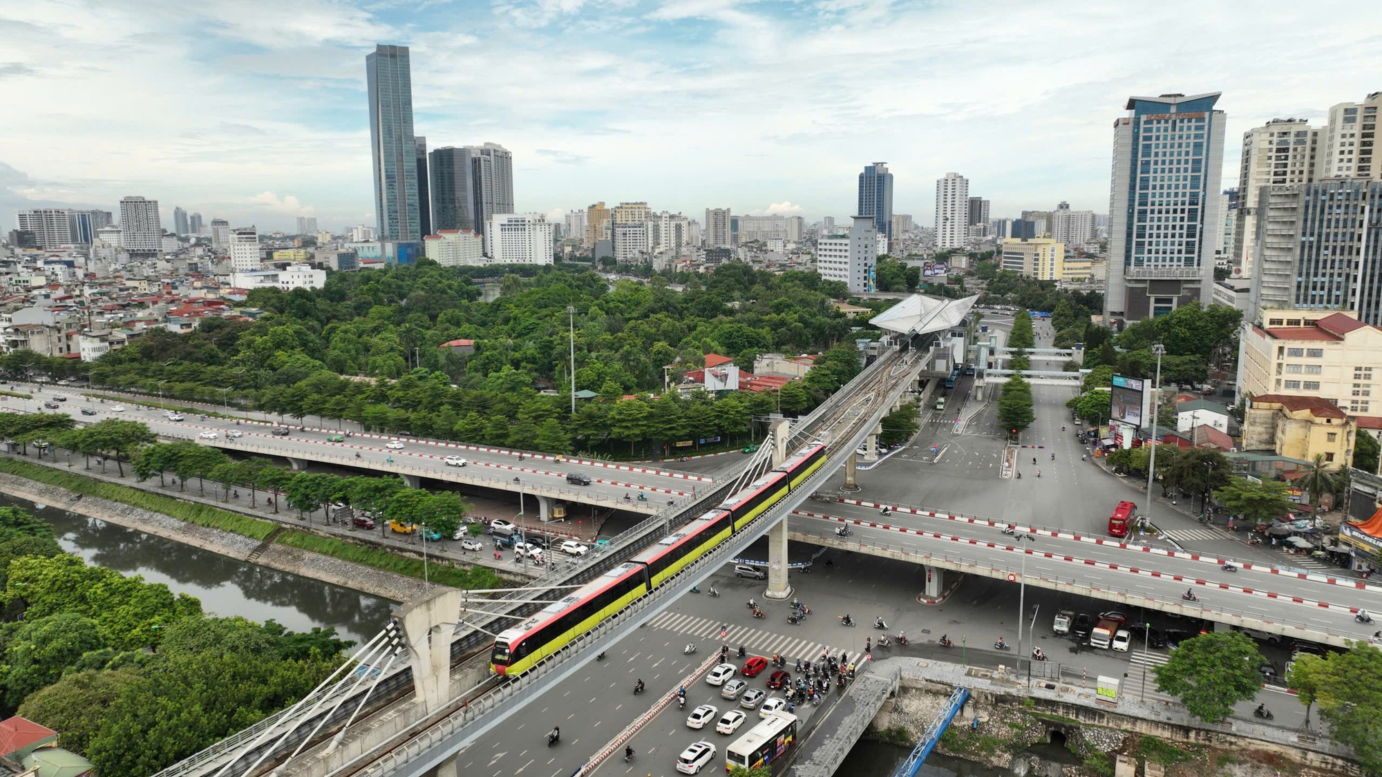 Hà Nội kiên trì lập lại trật tự đô thị theo hướng bền vững- Ảnh 1.