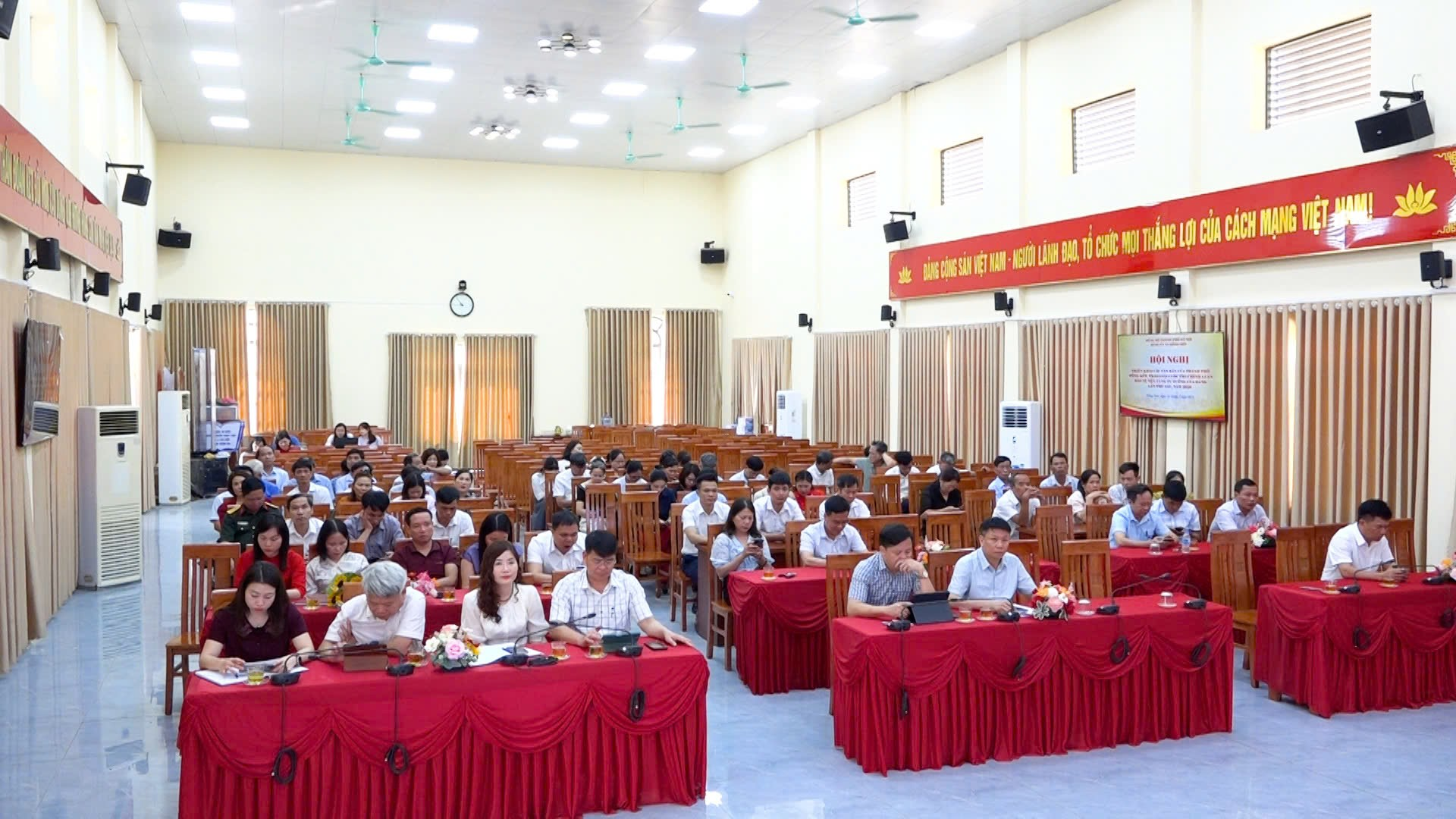 Xã Hồng Sơn trao 15 giải Cuộc thi chính luận bảo vệ nền tảng tư tưởng của Đảng lần thứ Sáu, năm 2026- Ảnh 1.