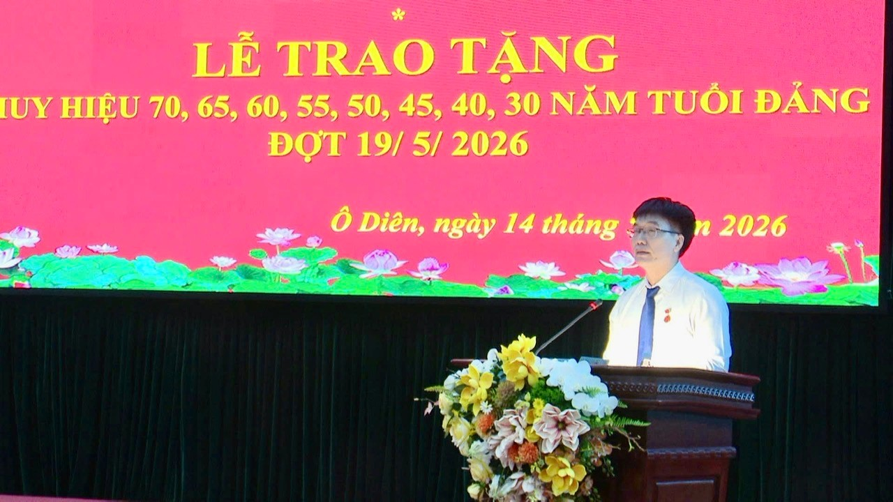 Lễ trao Huy hiệu Đảng đợt 19/5/2026- Ảnh 3.