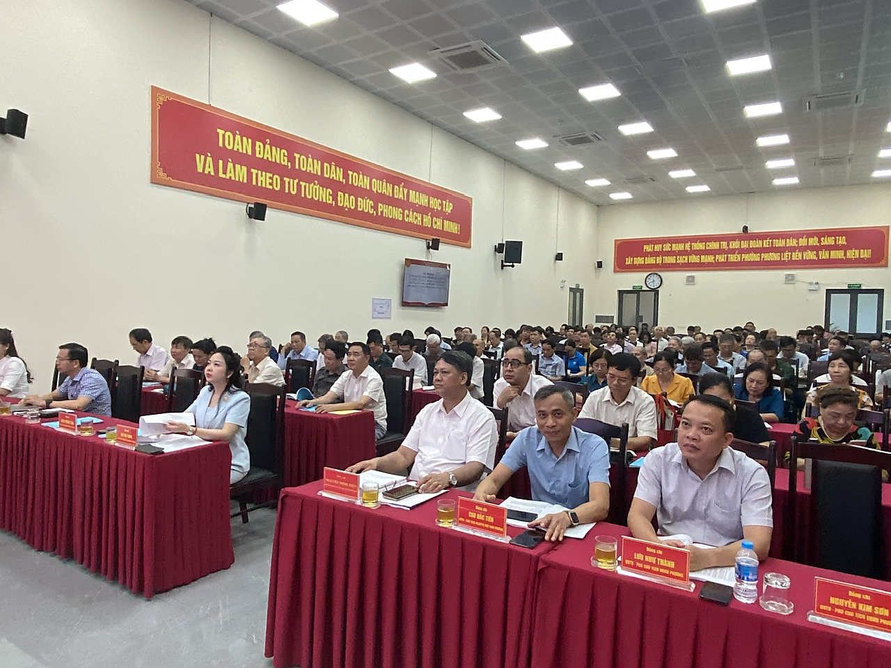 Phường Phương Liệt quán triệt, triển khai các kế hoạch trọng tâm về công tác xây dựng Đảng, kiểm tra, giám sát và phòng, chống tham nhũng, lãng phí- Ảnh 2.