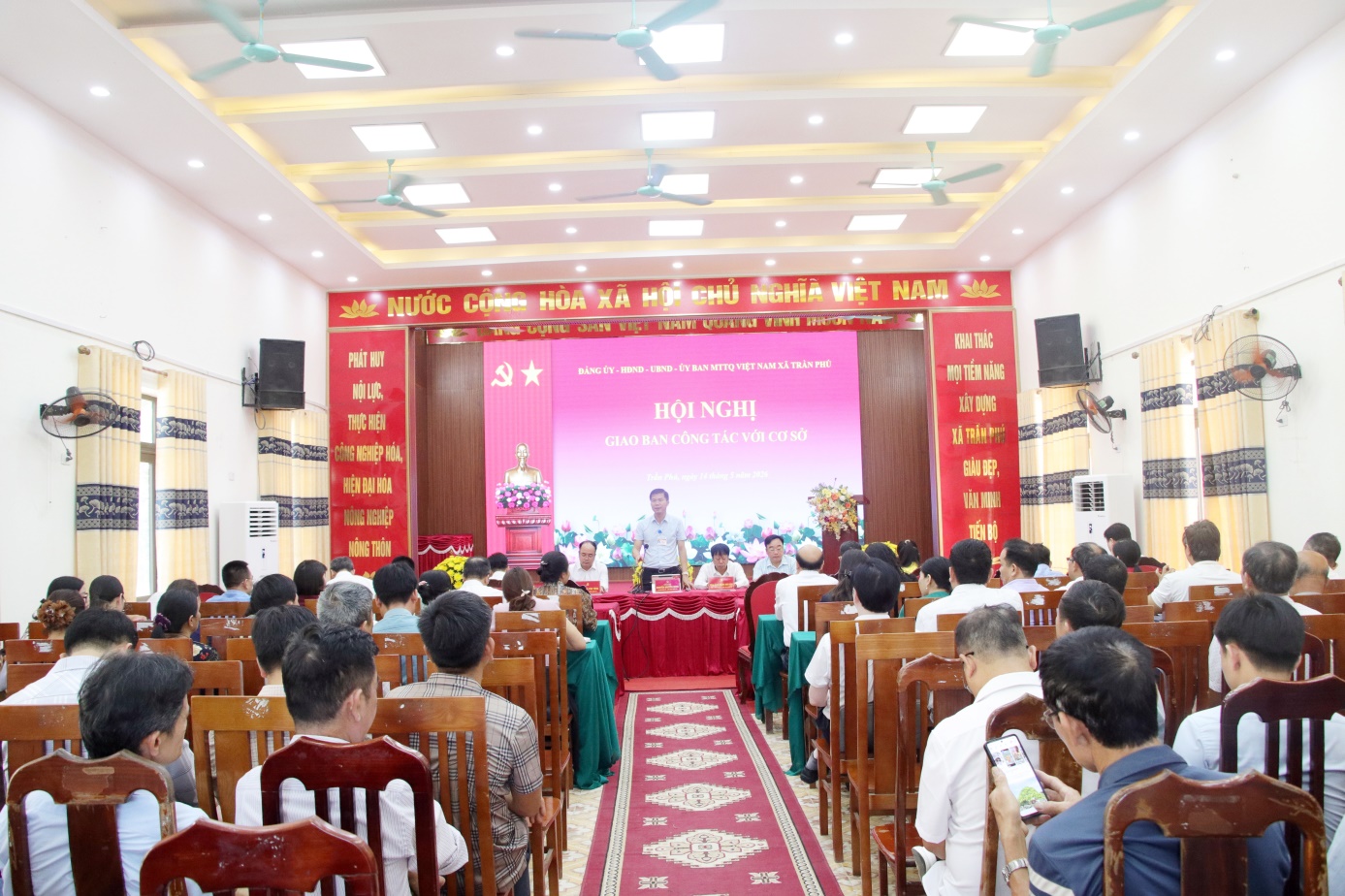 Xã Trần Phú tổ chức hội nghị giao ban cơ sở tháng 4, triển khai nhiệm vụ trọng tâm tháng 5 năm 2026- Ảnh 1.