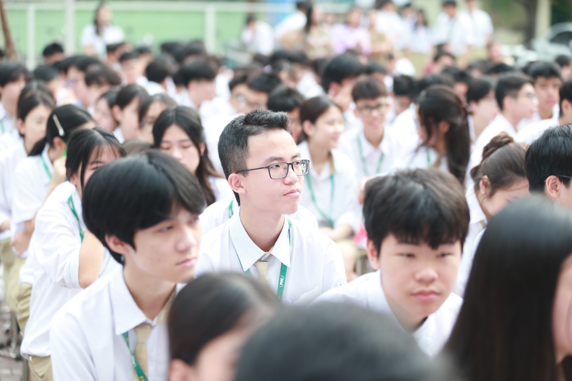 Bãi bỏ nhiều thủ tục hành chính về chuyển trường- Ảnh 1.