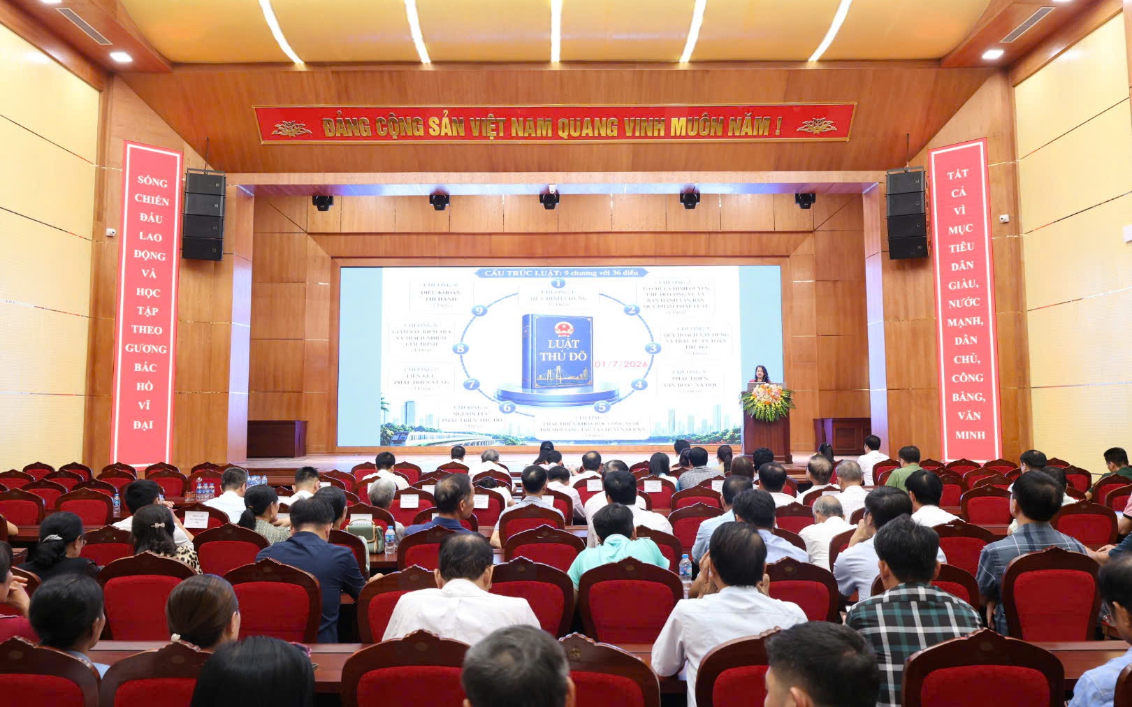 XÃ VÂN ĐÌNH TỔ CHỨC QUÁN TRIỆT, PHỔ BIẾN LUẬT THỦ ĐÔ NĂM 2026