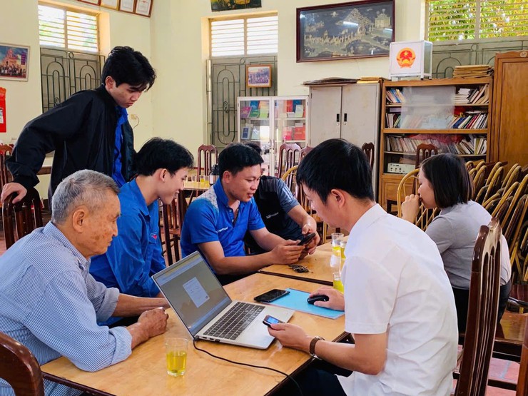 Xã Quảng Bị triển khai thí điểm mô hình “Đảng viên số, Chi bộ số” hướng tới xây dựng “Đảng bộ số” giai đoạn 2026–2030- Ảnh 1.