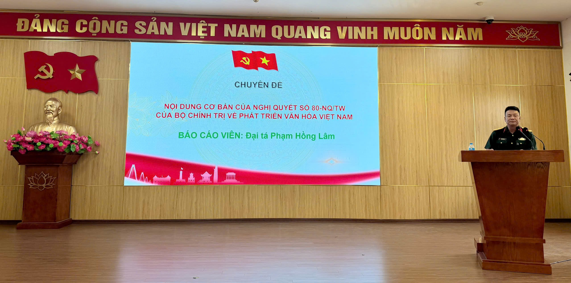 KHAI GIẢNG LỚP BỒI DƯỠNG CHUYÊN ĐỀ TƯ TƯỞNG HỒ CHÍ MINH VỀ VĂN HÓA- Ảnh 2.