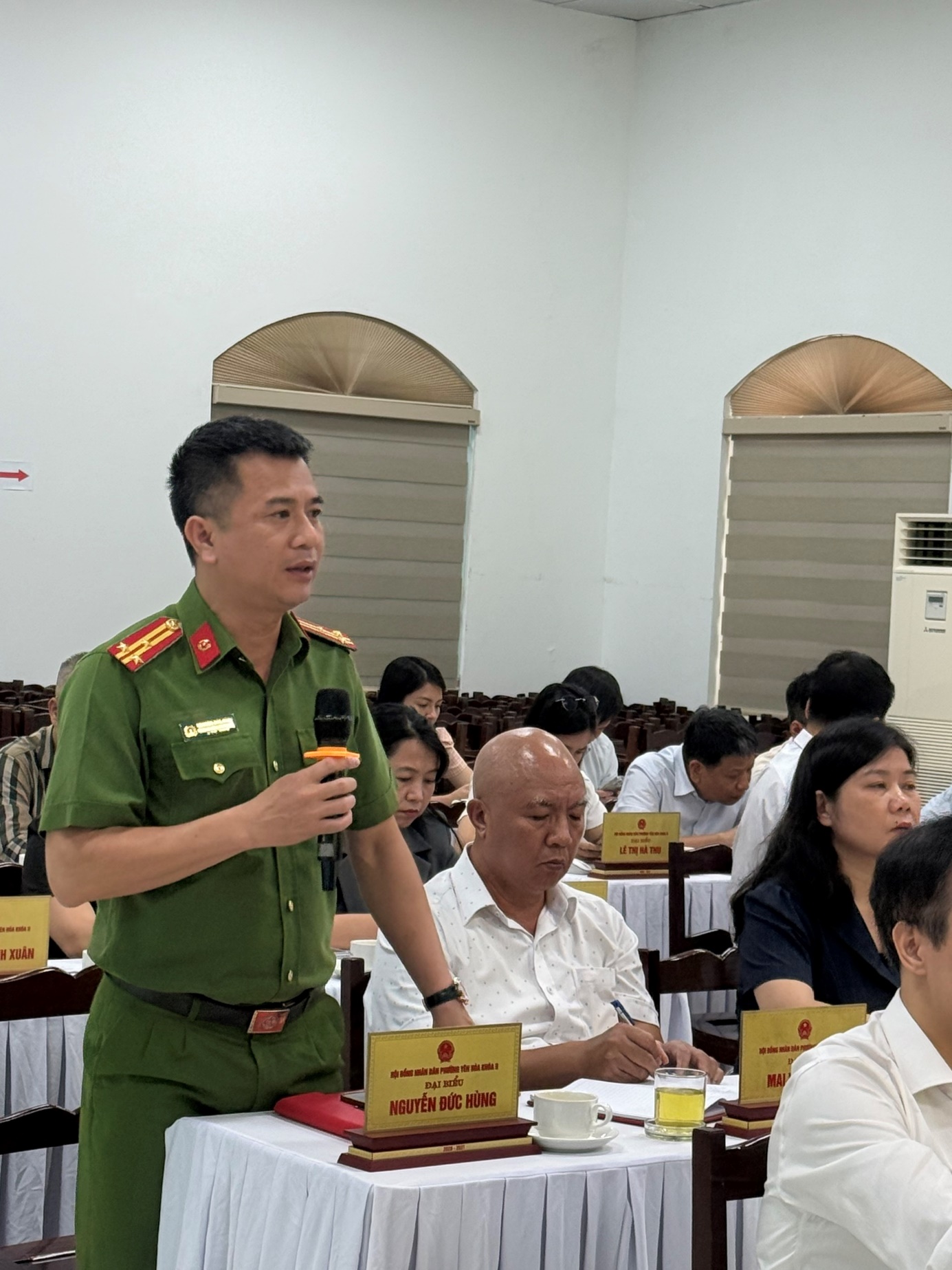Hội đồng nhân dân phường Yên Hòa quyết nghị nhiều nội dung quan trọng tại Kỳ họp thứ Ba- Ảnh 3.