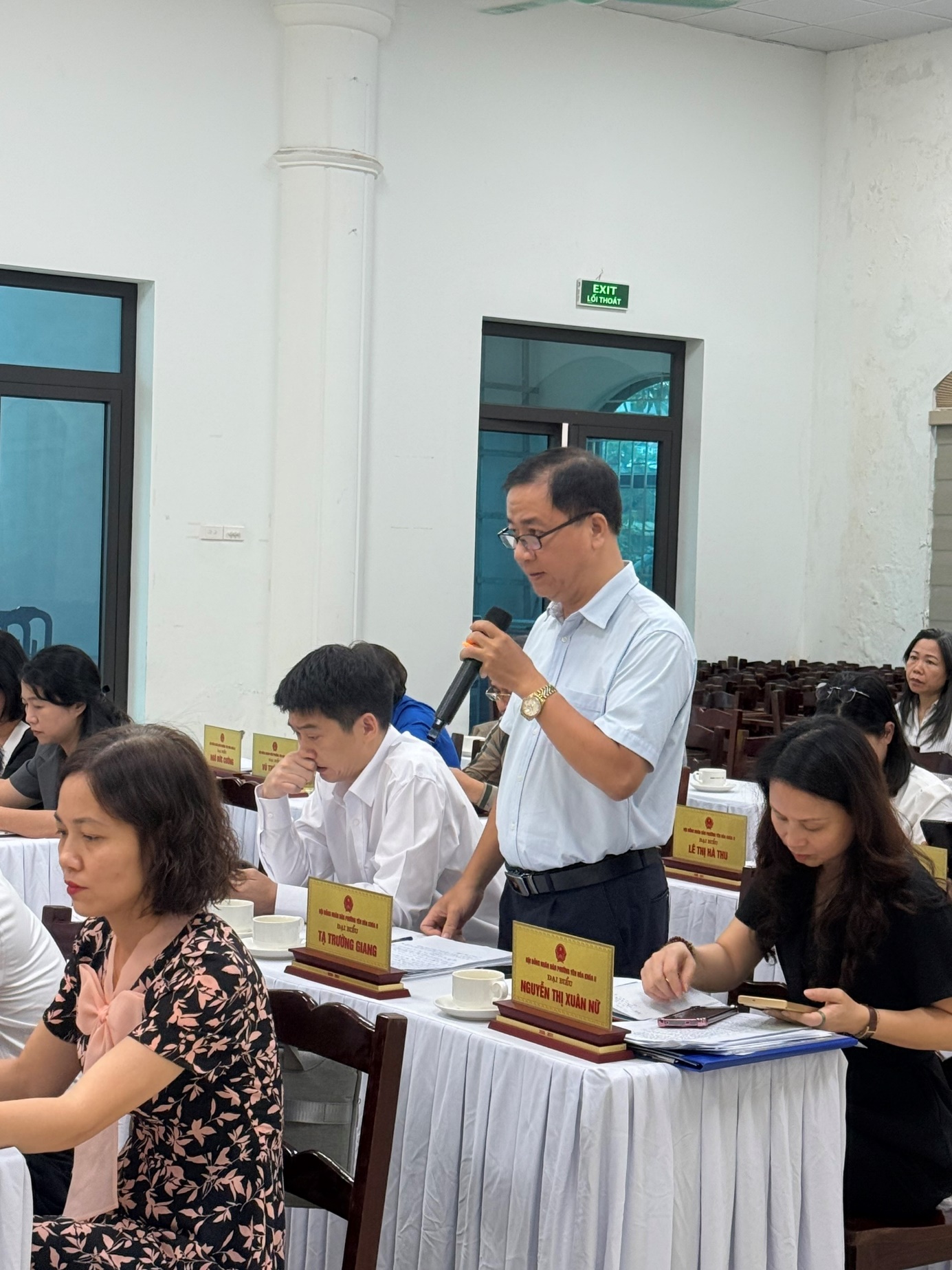 Hội đồng nhân dân phường Yên Hòa quyết nghị nhiều nội dung quan trọng tại Kỳ họp thứ Ba- Ảnh 4.