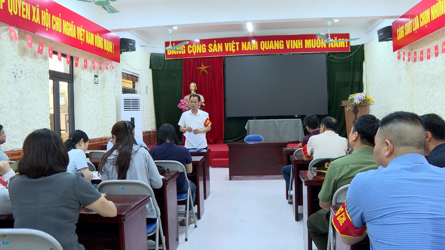 Hoài Đức tổ chức cưỡng chế thu hồi đất thực hiện dự án Khu đô thị mới Kim Chung - Di Trạch- Ảnh 1.