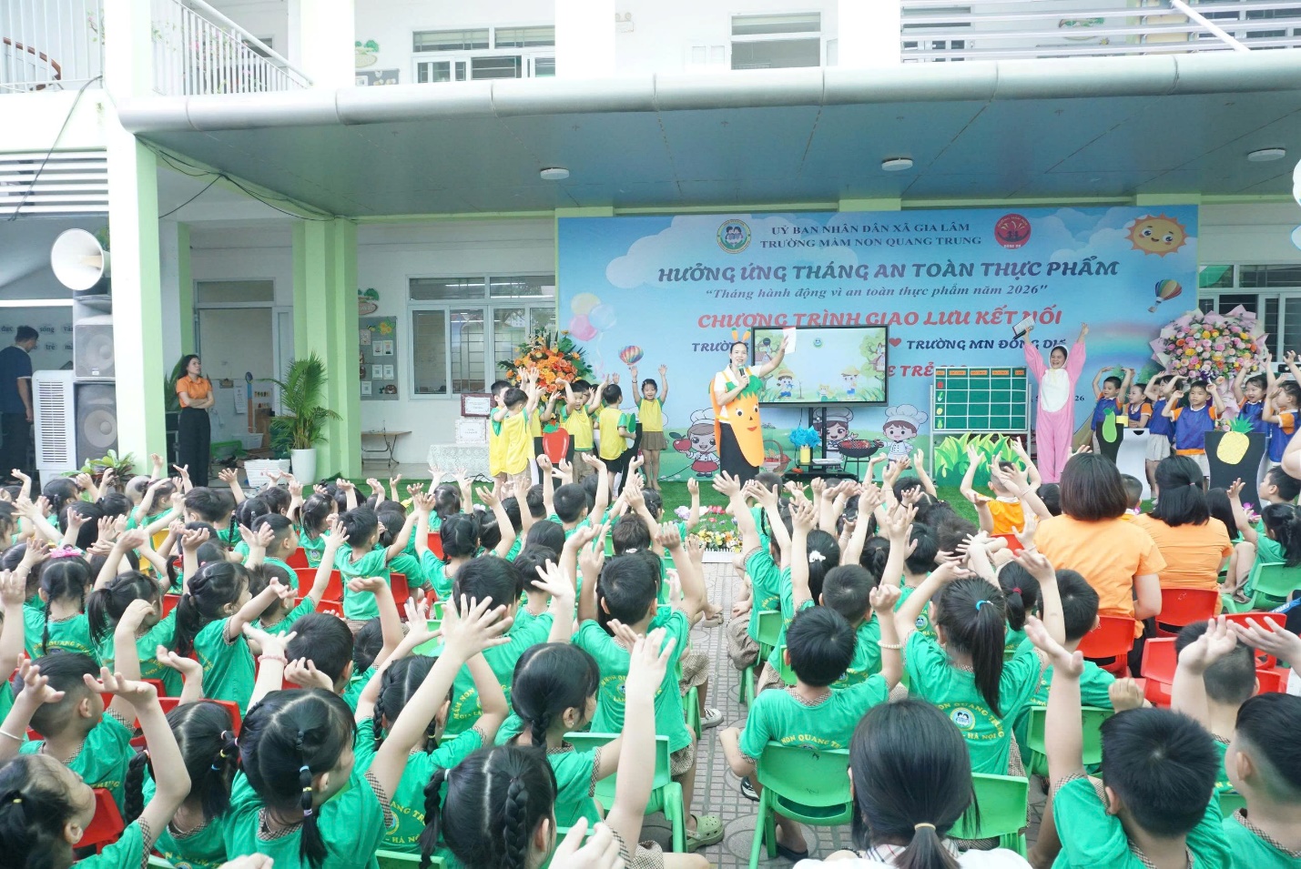 Trường Mầm non Quang Trung tổ chức chương trình giao lưu “Bé vui khỏe - Ăn sạch mỗi ngày”- Ảnh 4.