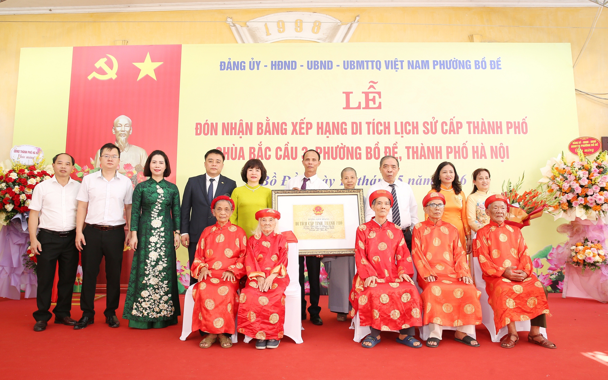 PHƯỜNG BỒ ĐỀ TỔ CHỨC ĐÓN BẰNG XẾP HẠNG DI TÍCH CẤP THÀNH PHỐ CHÙA BẮC CẦU 3 - THUẬN LỢI TỰ