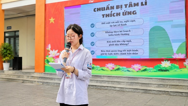 “Chọn đúng nghề Vững bước tương lai”: Tiếp sức định hướng nghề nghiệp cho học sinh Hoài Đức- Ảnh 3.