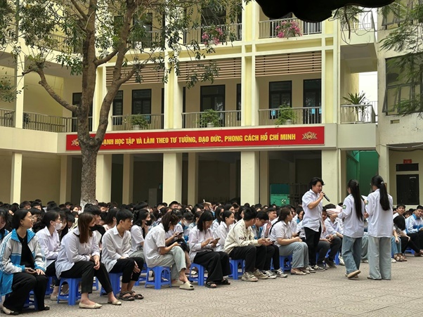“Chọn đúng nghề Vững bước tương lai”: Tiếp sức định hướng nghề nghiệp cho học sinh Hoài Đức- Ảnh 8.
