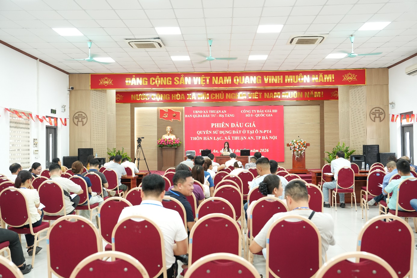 Xã Thuận An đấu giá thành công 15 thửa đất thuộc ô quy hoạch ký hiệu N-PT4 thuộc thôn Hàn Lạc- Ảnh 1.