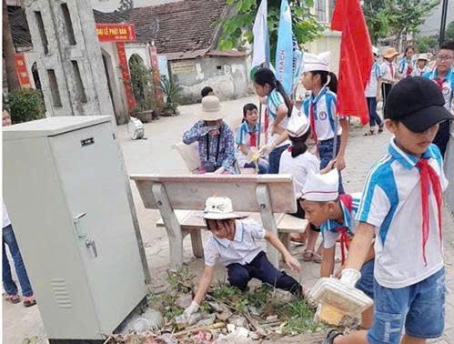 Tiểu học Di Trạch với mô hình “hành trình xanh - nâng bước em tới trường” năm học 2025 - 2026- Ảnh 5.