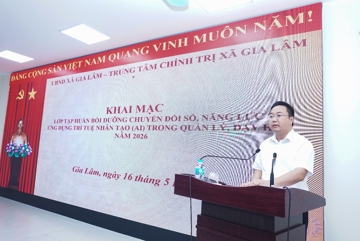 Xã Gia Lâm tổ chức tập huấn chuyển đổi số, ứng dụng trí tuệ nhân tạo AI trong giáo dục năm 2026- Ảnh 2.