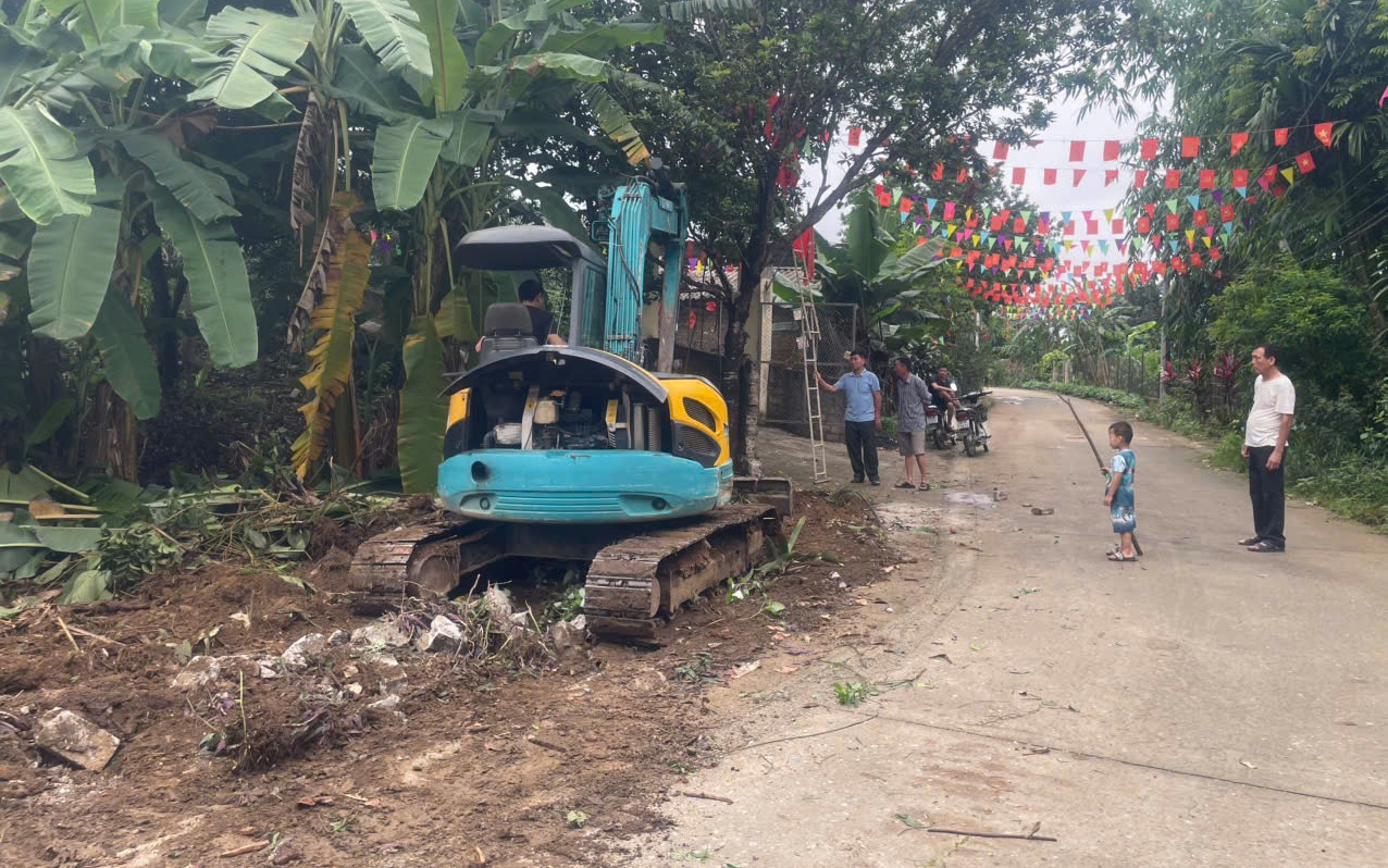 Gương sáng hiến đất mở đường: Bà Trần Thị Sáu (thôn 2) – Tấm lòng vì sự an toàn và phát triển quê hương Bất Bạt