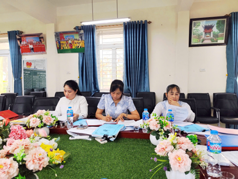Ban Kinh tế - Ngân sách HĐND xã Bất Bạt giám sát công tác quản lý, sử dụng ngân sách và các khoản thu khác tại các trường tiểu học trên địa bàn xã- Ảnh 3.