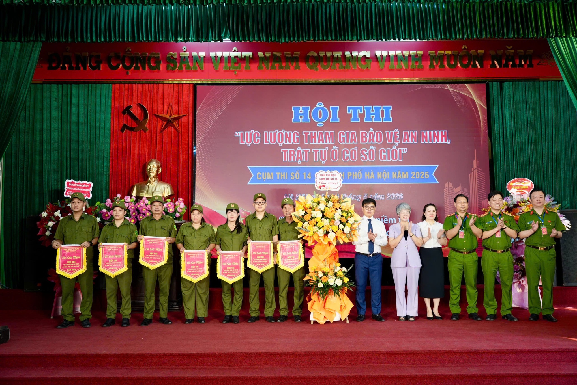 Sôi nổi Hội thi “ Lực lượng tham gia bảo vệ an ninh, trật tự ở cơ sở giỏi” cụm thi đua số 14 thành phố Hà Nội năm 2026- Ảnh 1.