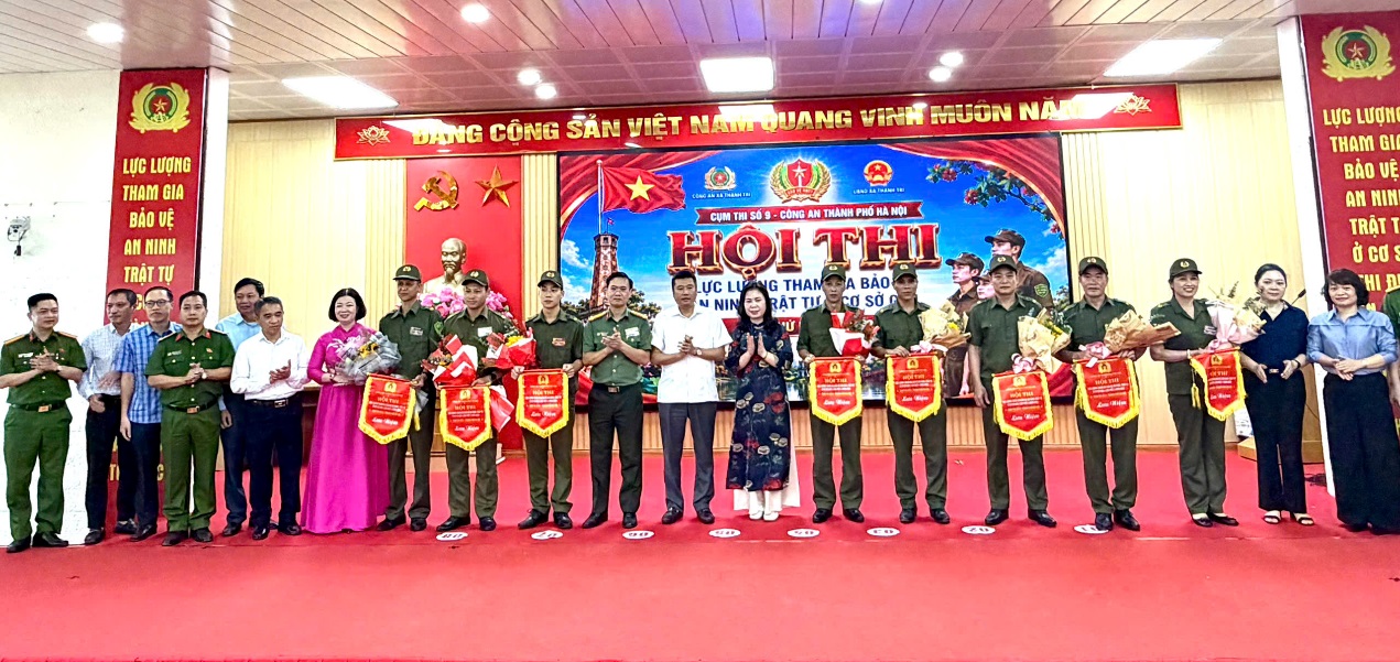 Đội thi lực lượng tham gia bảo vệ an ninh trật tự ở cơ sở phường Yên Sở tham gia hội thi lần thứ I năm 2026 cụm thi số 9- Ảnh 1.