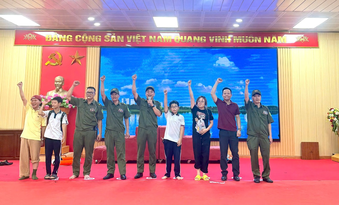 Đội thi lực lượng tham gia bảo vệ an ninh trật tự ở cơ sở phường Yên Sở tham gia hội thi lần thứ I năm 2026 cụm thi số 9- Ảnh 2.