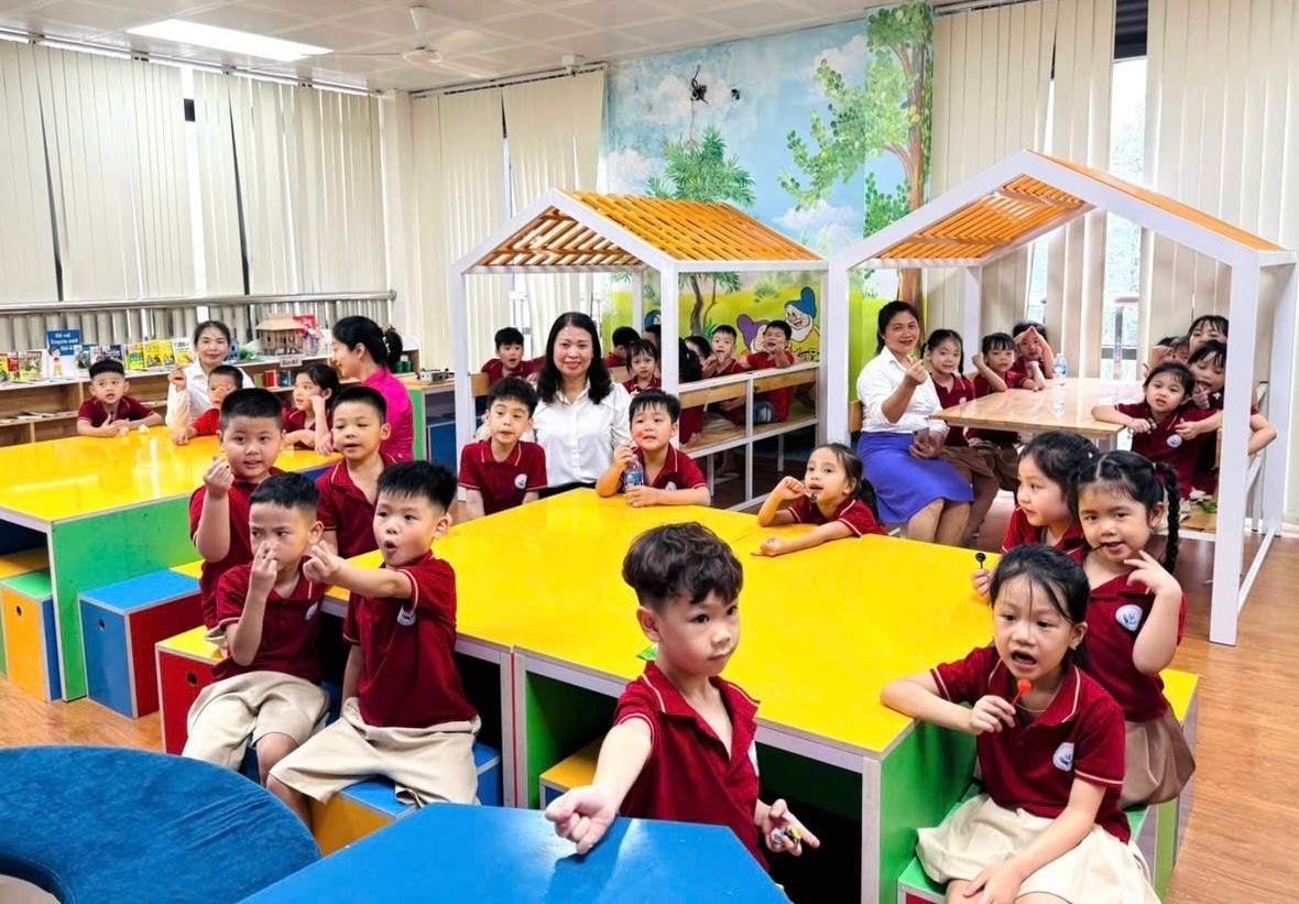 Trường Tiểu học Thuý Lĩnh hân hoan chào đón các bé mầm non Trần Phú đến tham quan, trải nghiệm- Ảnh 2.