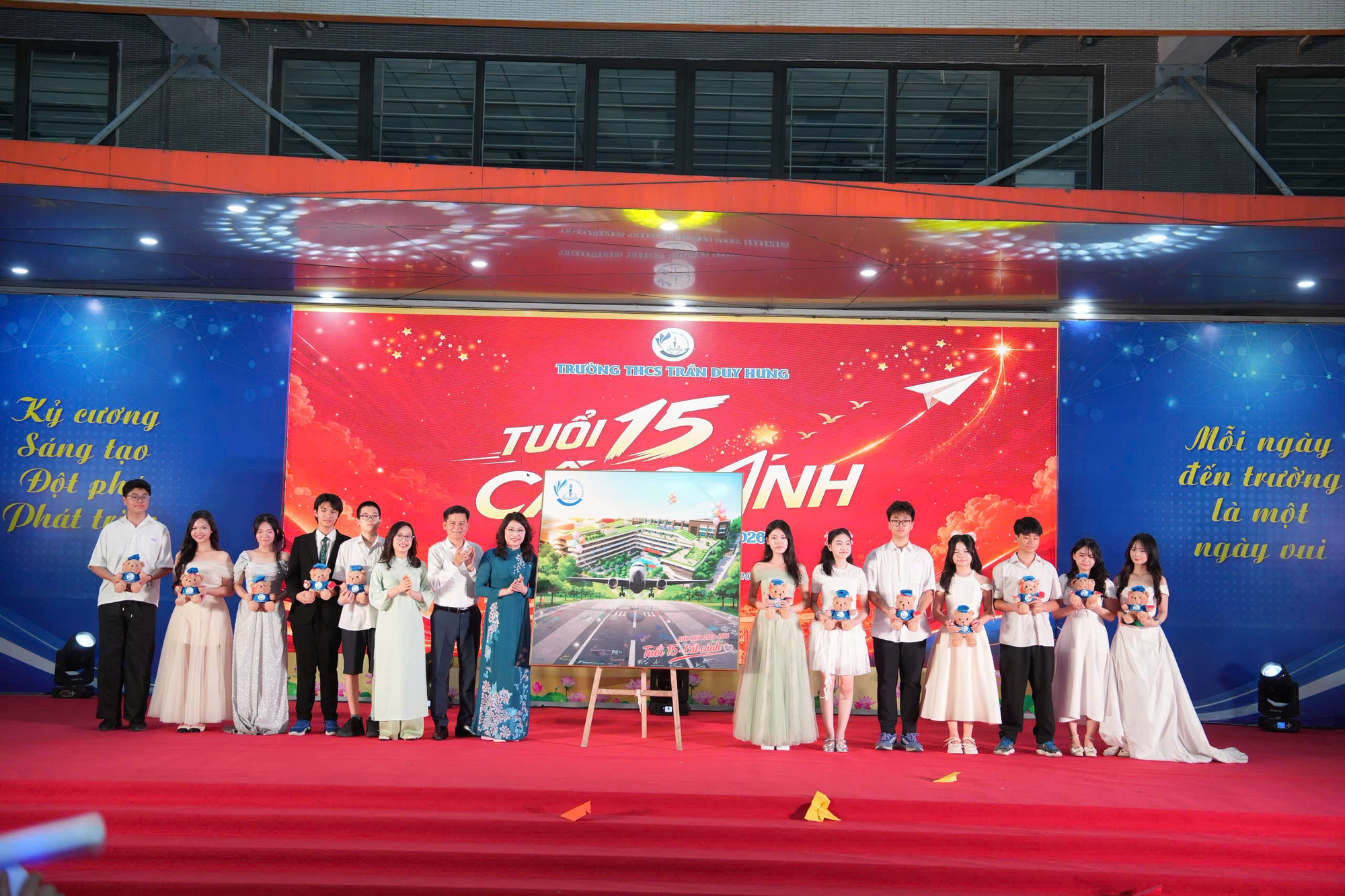 "TUỔI 15 CẤT CÁNH" – GỬI THANH XUÂN Ở LẠI, MANG ƯỚC MƠ BAY XA- Ảnh 4.