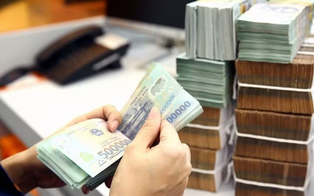 Lương cơ sở tăng lên 2,53 triệu đồng/tháng từ 1/7