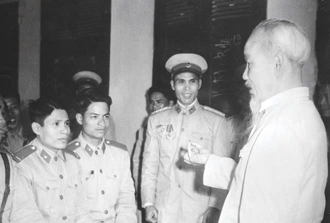 Lực lượng Công an, Quân sự xã Phú Nghĩa thi đua làm theo lời Bác- Ảnh 1.