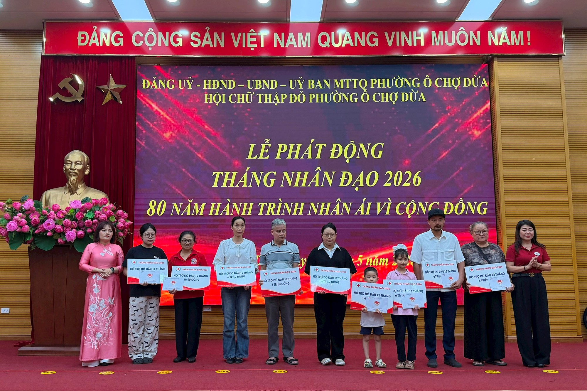 Lan tỏa nghĩa tình trong Tháng Nhân đạo năm 2026 tại phường Ô Chợ Dừa- Ảnh 1.
