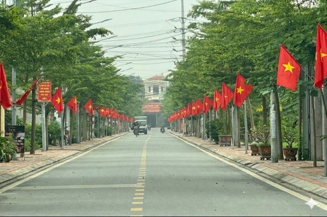 UBND XÃ PHÚ XUYÊN TRIỂN KHAI KIỂM TRA, CHẤM ĐIỂM PHONG TRÀO “SÁNG - XANH - SẠCH - ĐẸP” - Ảnh 5.