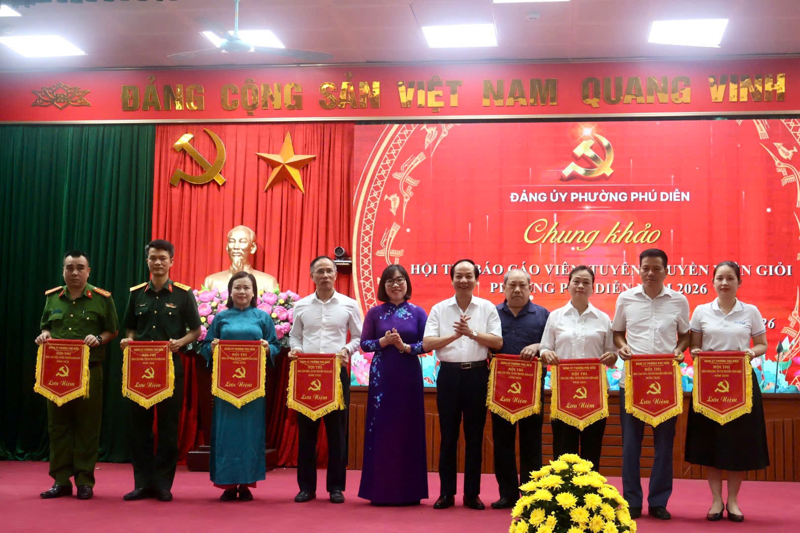 Phú Diễn đổi mới công tác tuyên truyền từ hội thi báo cáo viên giỏi- Ảnh 2.