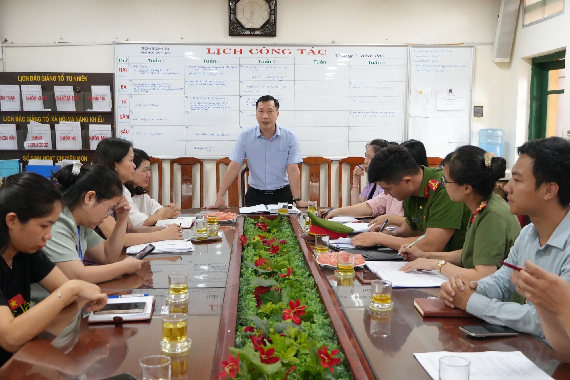 Phường Phú Diễn rà soát điều kiện phục vụ kỳ thi lớp 10- Ảnh 1.