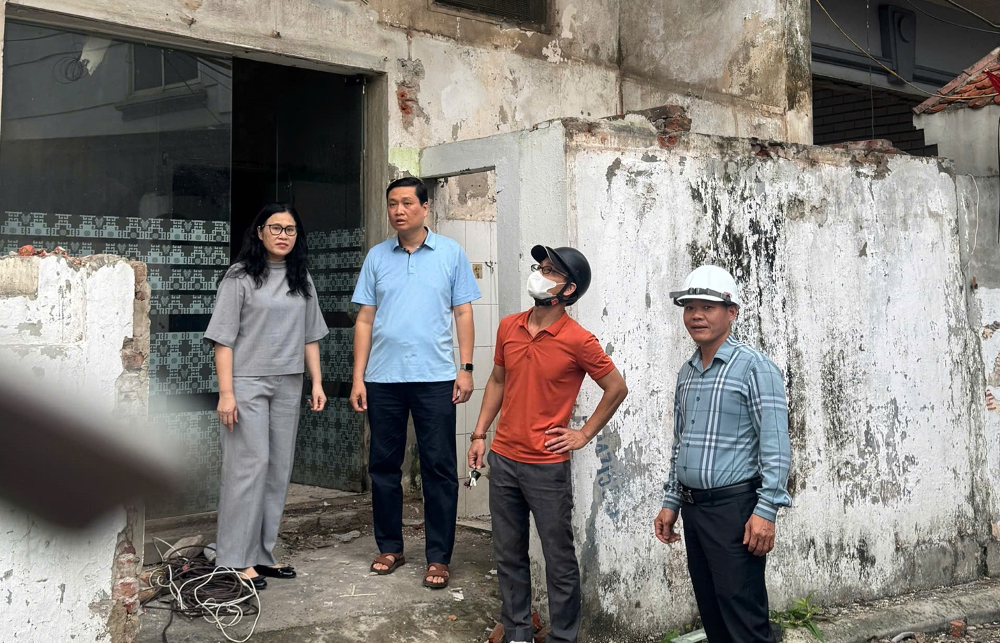 Phường Yên Hòa tăng cường vận động, hỗ trợ người dân bàn giao mặt bằng dự án đường Vành đai 2.5- Ảnh 1.